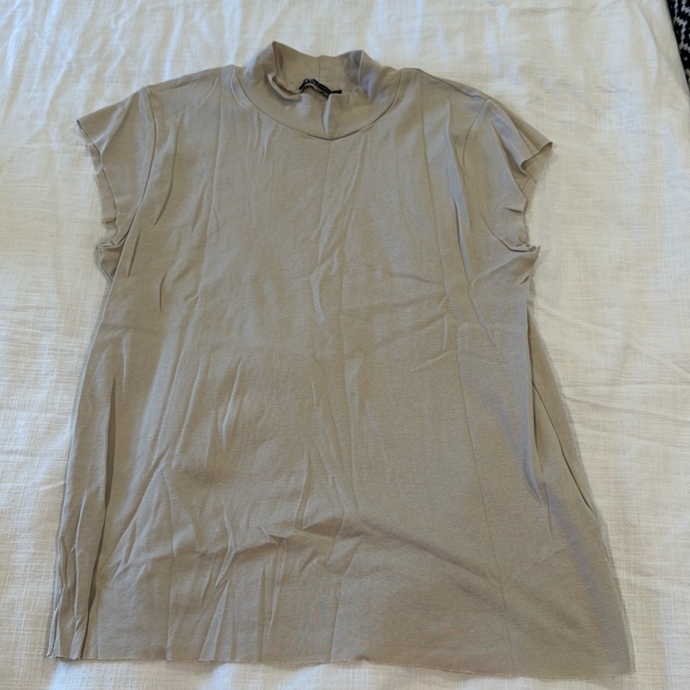 Laser cut Zara basic cream t